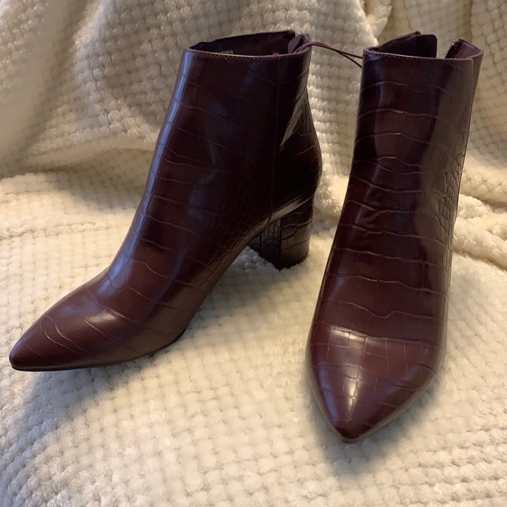 Pointy Toe Ann Taylor Factory Ankle Boots